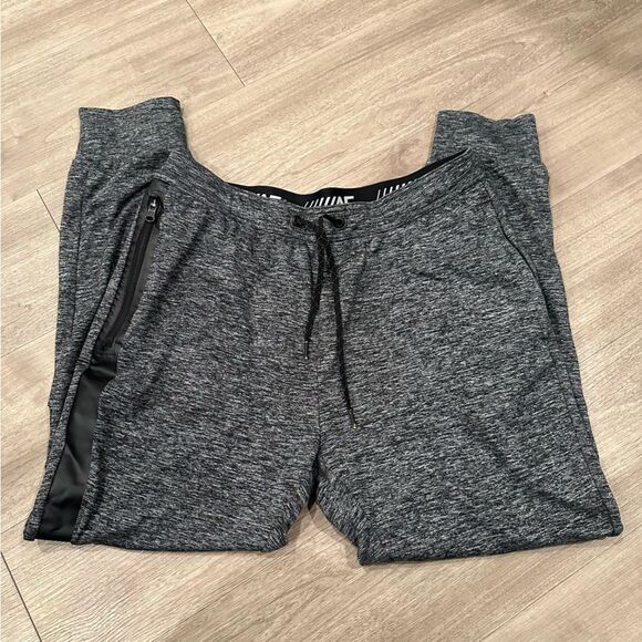 American Eagle Flex Active Lightweight Relaxed Gym Workout Sweatpant Joggers - Picture 3 of 6